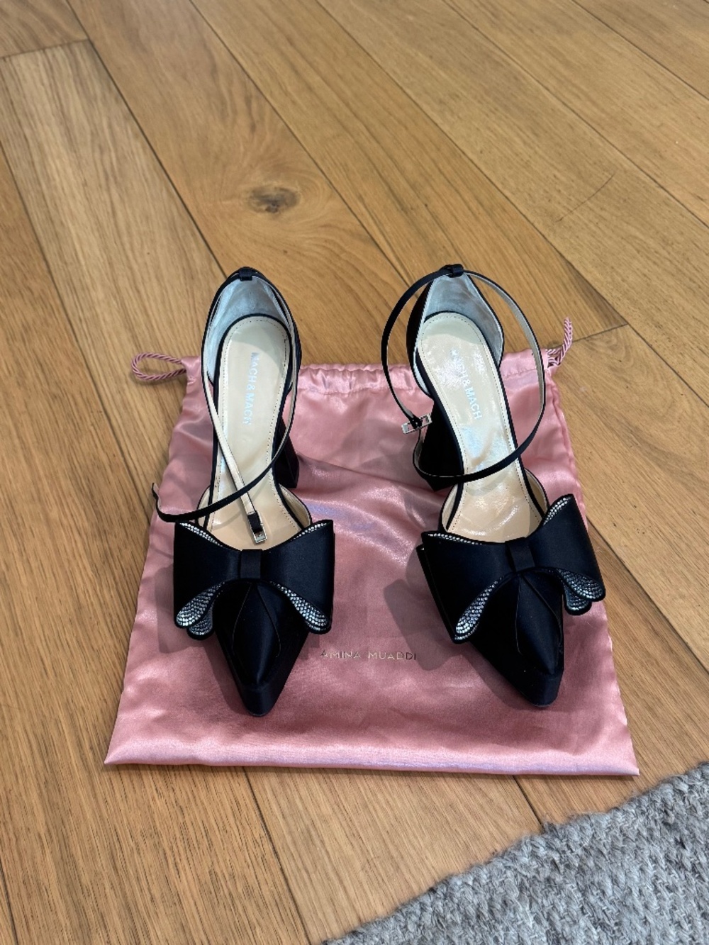 MACH & MACH Black, Black & Silver Bow Platform Pointy toe Sz 37-1/2